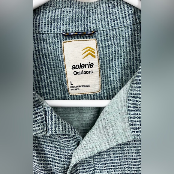 Solaris Outdoors Casual Dress Shirt - Men's Size L - Blue Color Fish P… - Picture 5 of 10